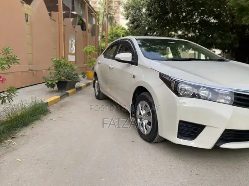 Toyota Corolla XLI 2016 Sedan - Well-Maintained Reliable Vehicle