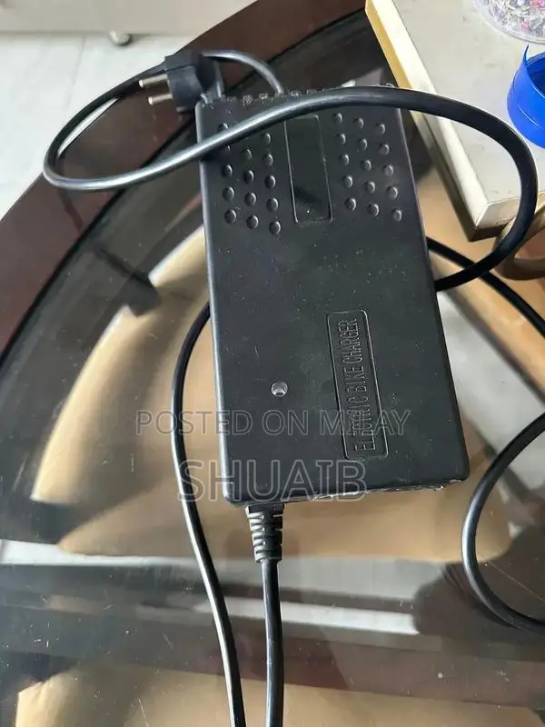 Evee C1 Air Electric Scooter - Low Mileage Urban Commuter