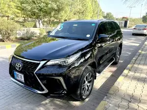 Fortunner V 2020 SUV - Well-Maintained Vehicle