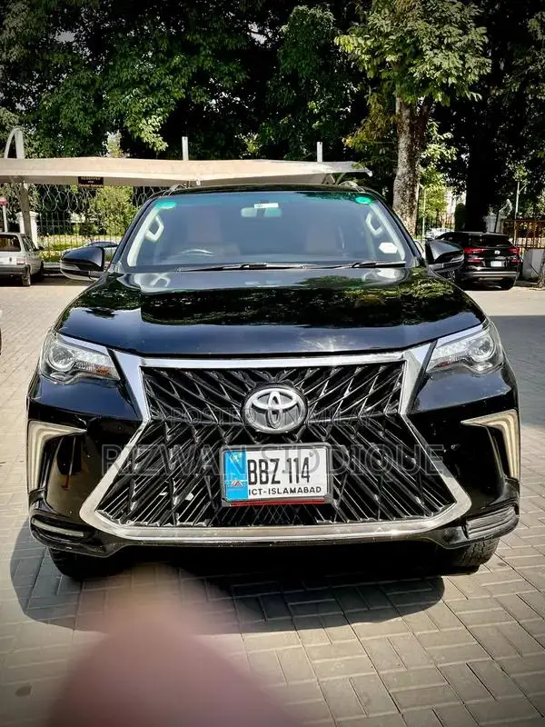 Fortunner V 2020 SUV - Well-Maintained Vehicle