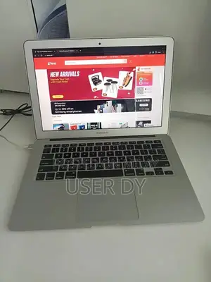 Apple MacBook Air 13-inch 2015 - Intel Core i5, 128GB SSD