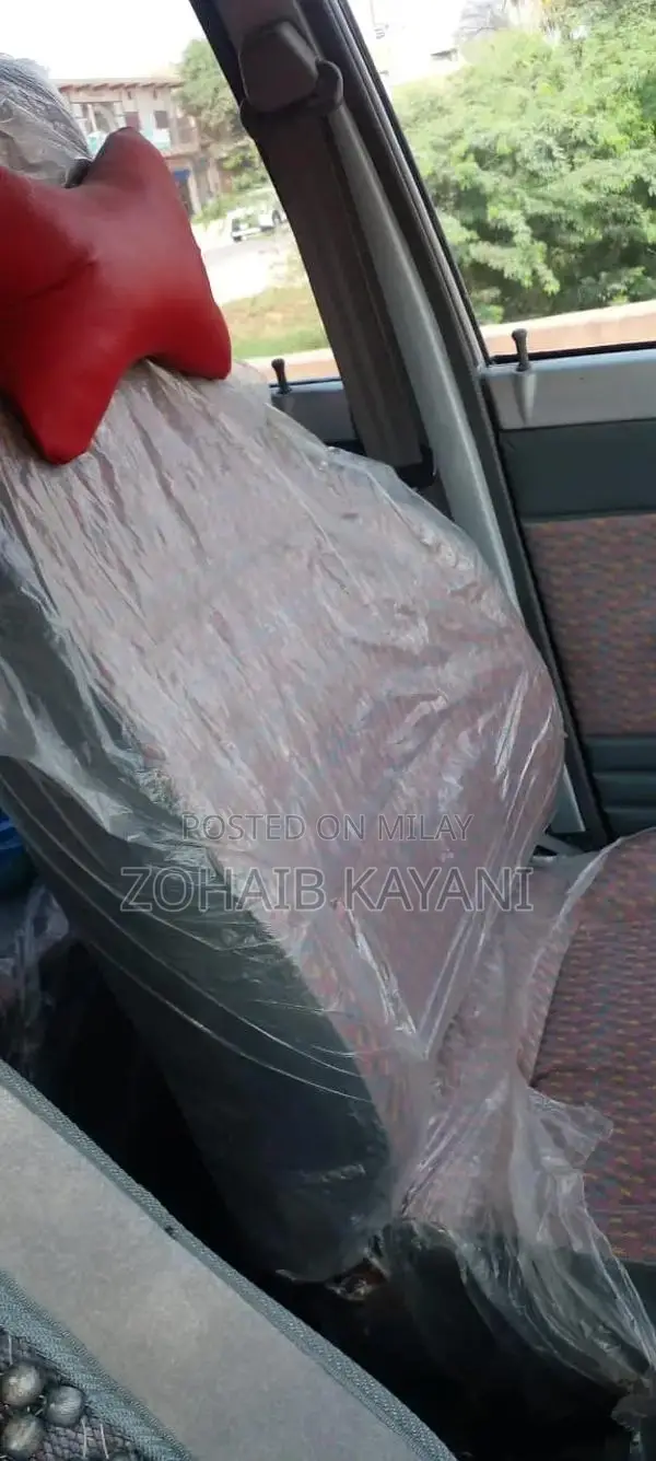 Suzuki Mehran VXR Compact City Car, Reliable Urban Transportation