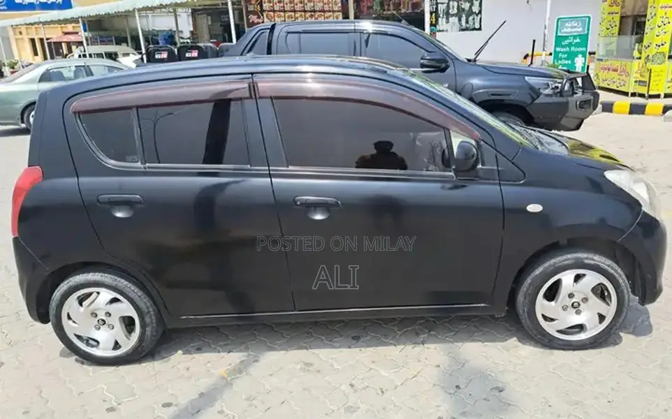 Alto 660cc Japanese Compact Car with Genuine Roof and Pillars