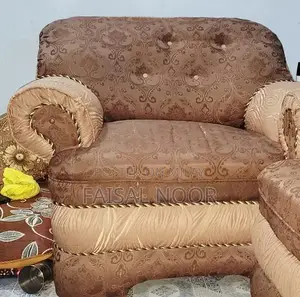 5-Seat Living Room Sofa Set in Excellent Condition