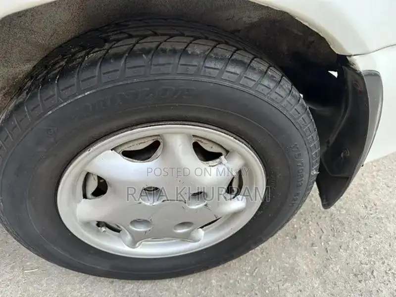 Suzuki Cultus 2015 Compact Sedan