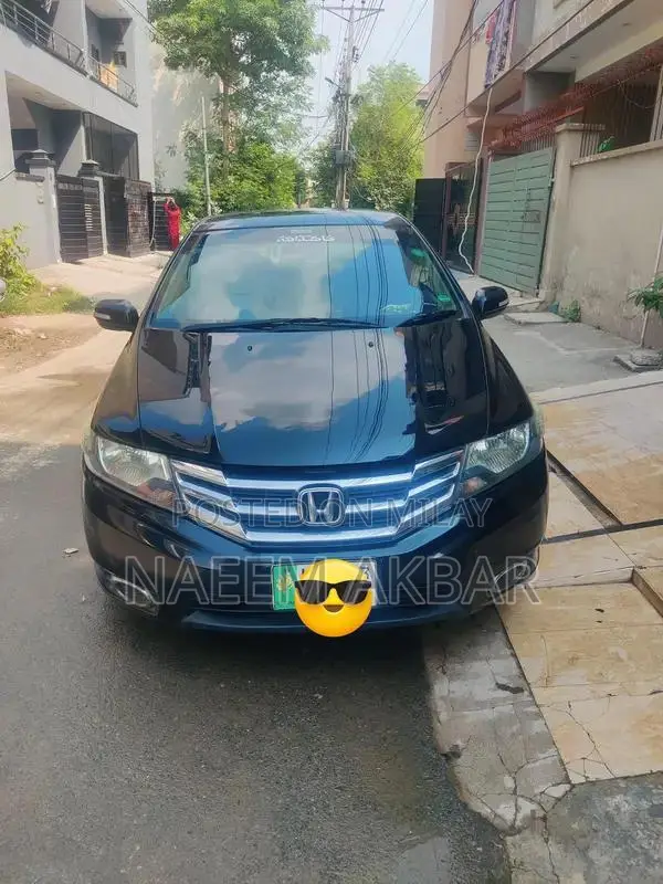 Honda City Aspire Sedan - Reliable Mid-Size Sedan