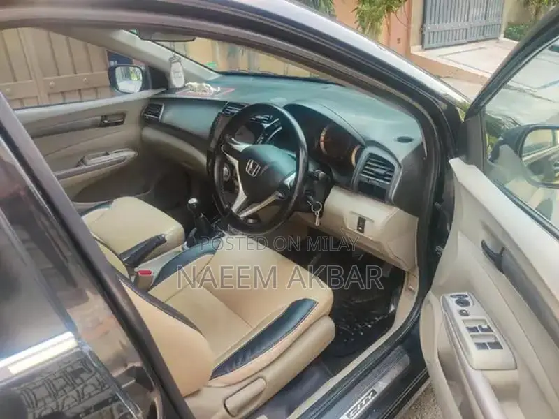 Honda City Aspire Sedan - Reliable Mid-Size Sedan