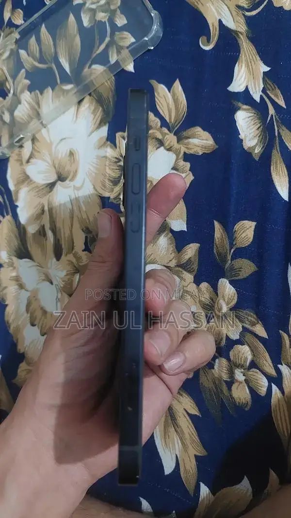 Apple iPhone 12 64GB Blue - Smooth Performance, Face ID