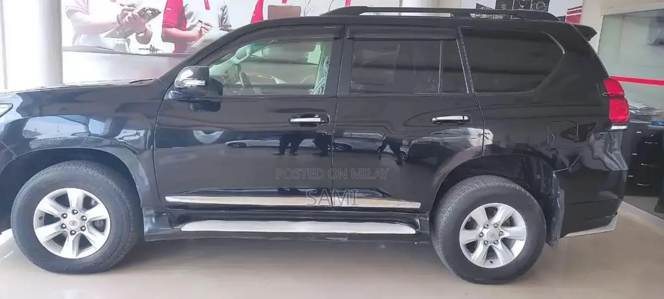 Toyota Land Cruiser Prado TX - Luxury SUV with Powerful Performance
