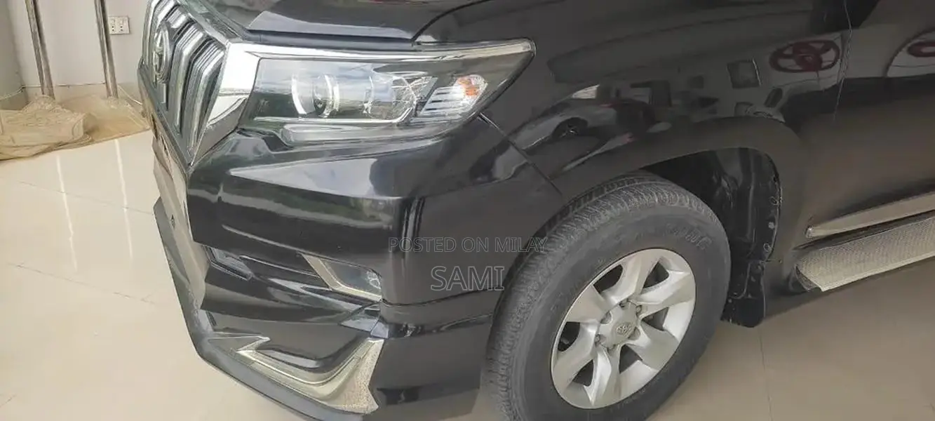 Toyota Land Cruiser Prado TX - Luxury SUV with Powerful Performance