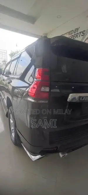 Toyota Land Cruiser Prado TX - Luxury SUV with Powerful Performance