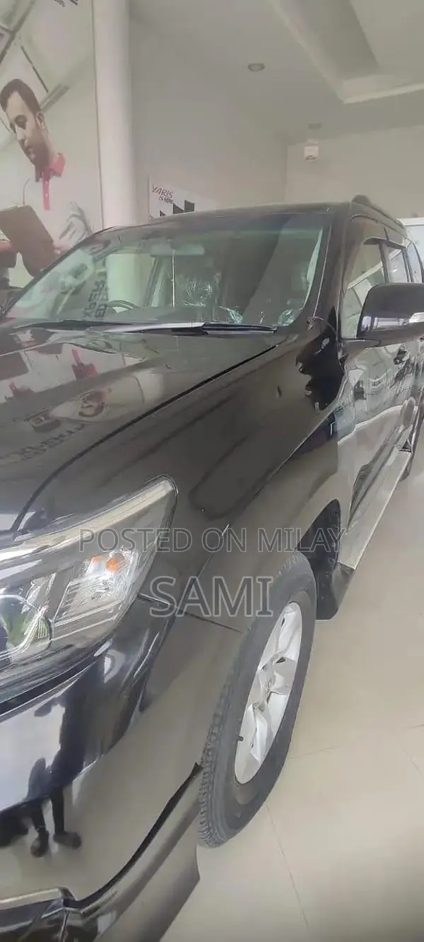 Toyota Land Cruiser Prado TX - Luxury SUV with Powerful Performance