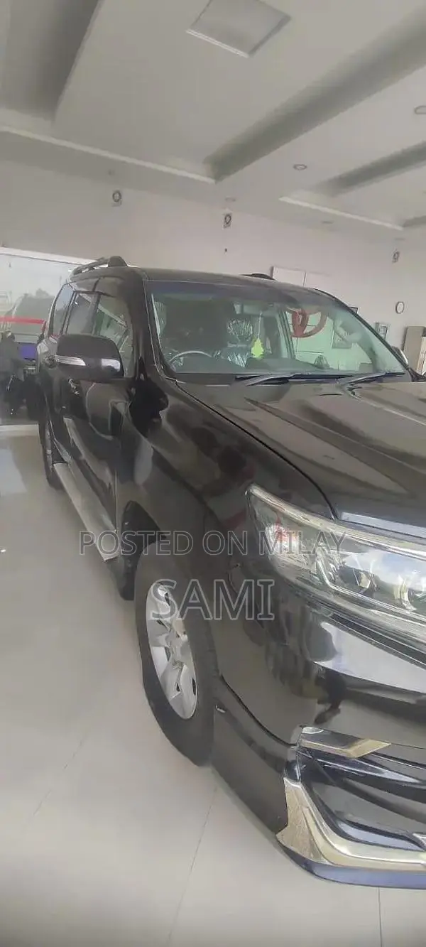 Toyota Land Cruiser Prado TX - Luxury SUV with Powerful Performance