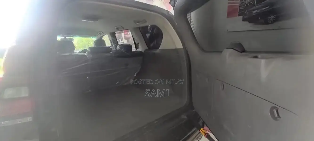 Toyota Land Cruiser Prado TX - Luxury SUV with Powerful Performance