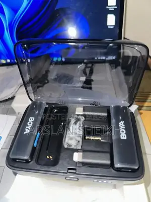 BOYA All in One Wireless Microphone (BRAND NEW)