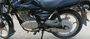 Suzuki 150 SE Motorcycle - Low Mileage, Zero Kilometer Bike