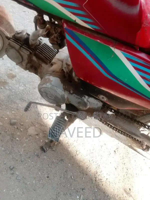 Lifan Crown 2013 Sedan Vehicle