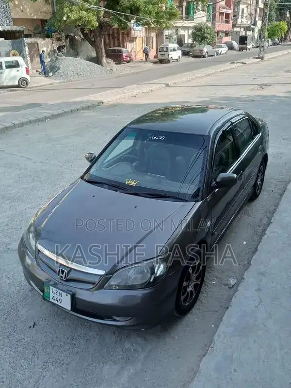 2005 Honda Civic Automatic Sedan - Well-Maintained City Car