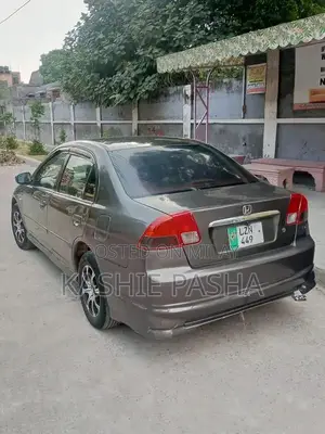 2005 Honda Civic Automatic Sedan - Well-Maintained City Car