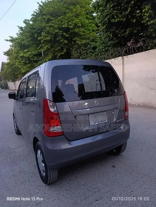 Suzuki WagonR VXL 2016 Compact Hatchback