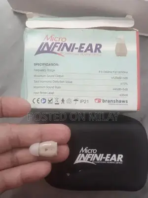 Unitron and Siemens Phonak Hearing Aid Pair - New Condition