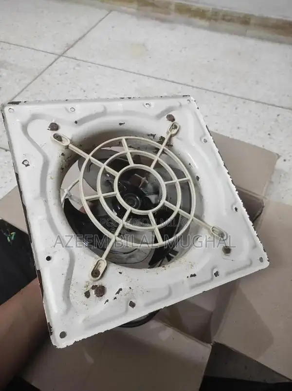 Medium Exhaust Fan for Home or Office Ventilation