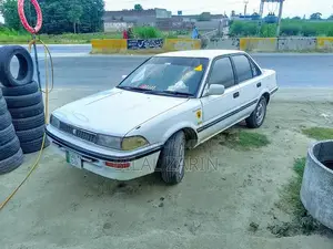 Toyota Corolla Sedan - Reliable City Car