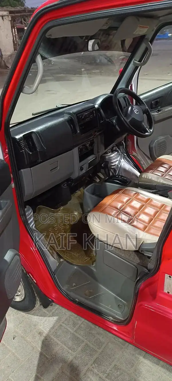 Nissan Clipper Compact Van - Clean Import Low Mileage Vehicle