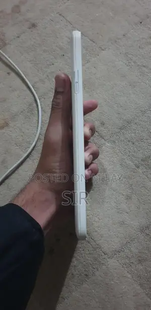 Samsung Galaxy Tab 3 Lite 7.0 Tablet - Partial Functionality