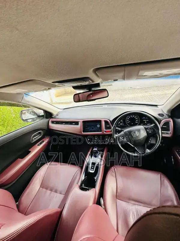 Honda Vezel Z Package Crossover SUV