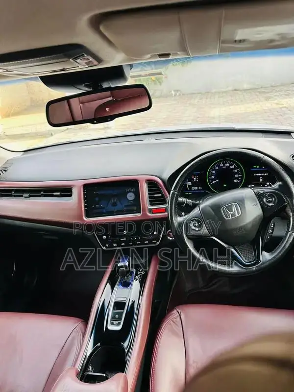 Honda Vezel Z Package Crossover SUV