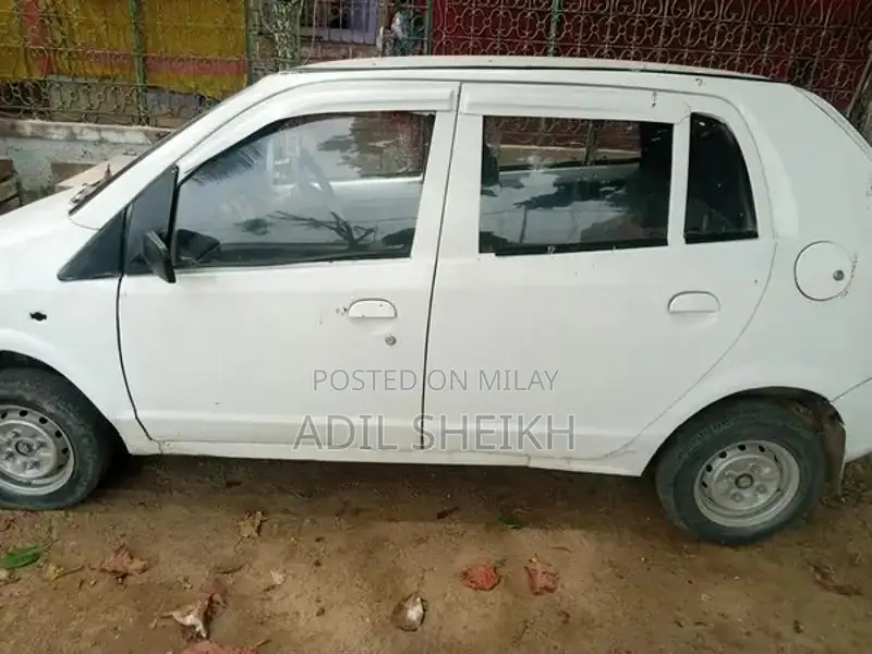 Adam Revo Compact Car - Efficient Urban Transportation