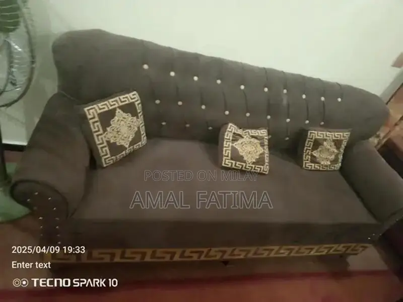 5 Seater Sofa Set - Excellent Condition, Lightly Used