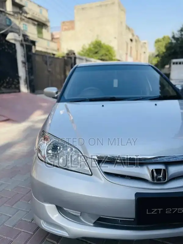 Honda Civic VTI Prosmatic Sedan - 2005/6 Model