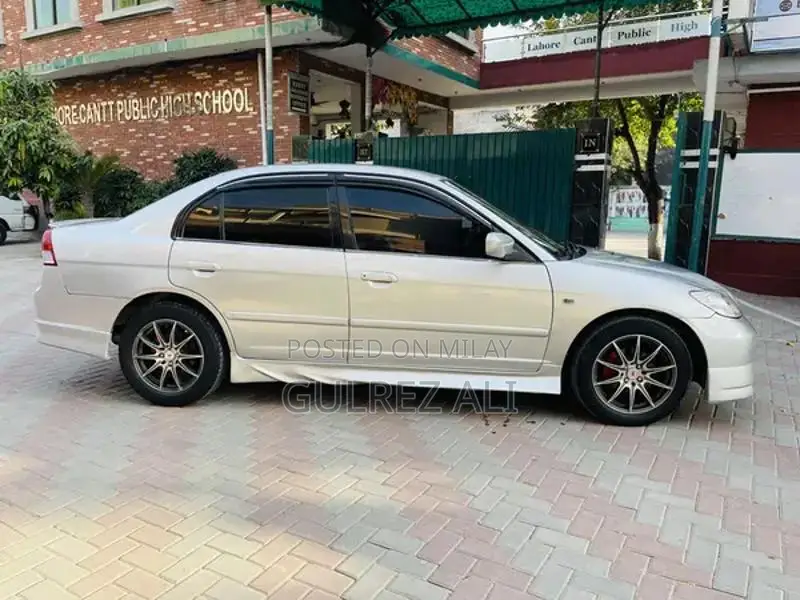 Honda Civic VTI Prosmatic Sedan - 2005/6 Model