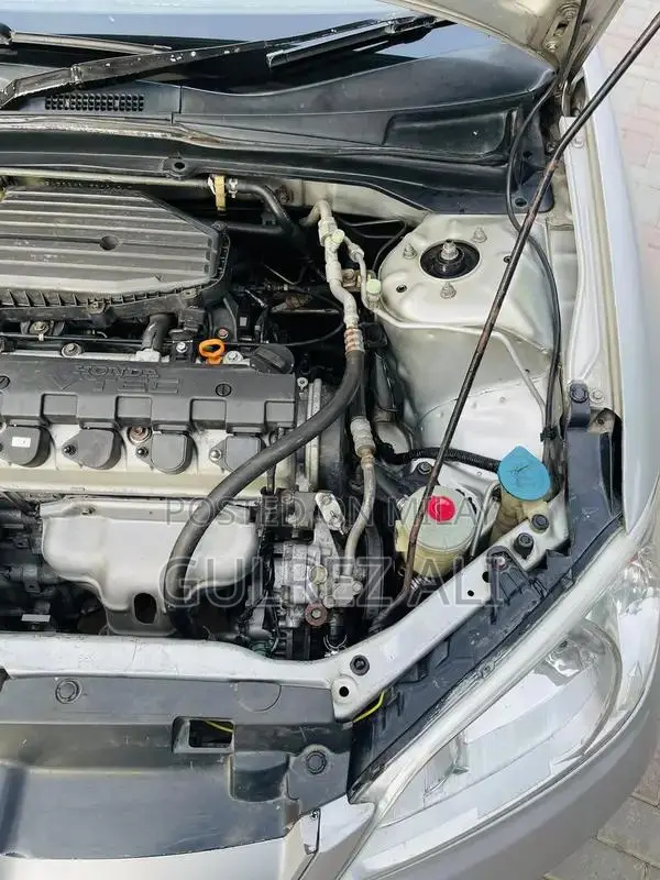 Honda Civic VTI Prosmatic Sedan - 2005/6 Model