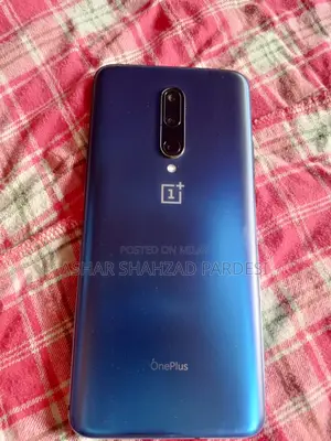 Photo - OnePlus 7 Pro 256 GB Purple