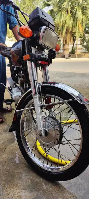 Honda 125 Motorcycle 2021/2022 Model Low Mileage