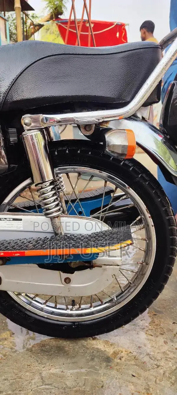 Honda 125 Motorcycle 2021/2022 Model Low Mileage