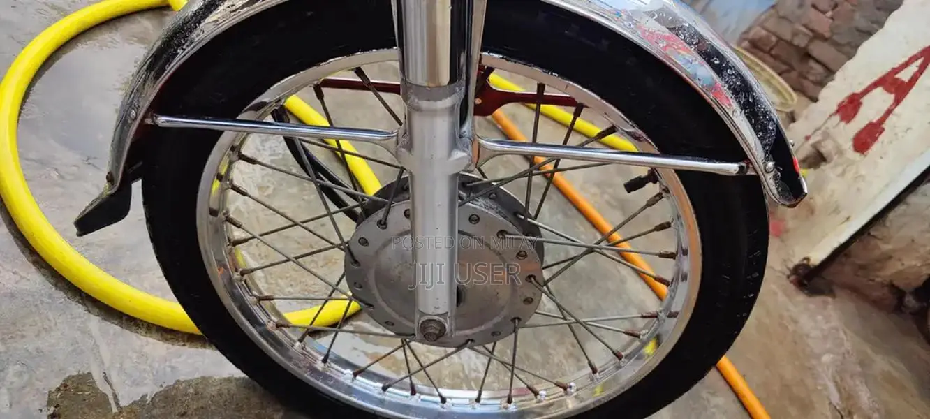 Honda 125 Motorcycle 2021/2022 Model Low Mileage