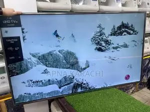 Photo - Samsung Smart LED TV 24-inch HD Display