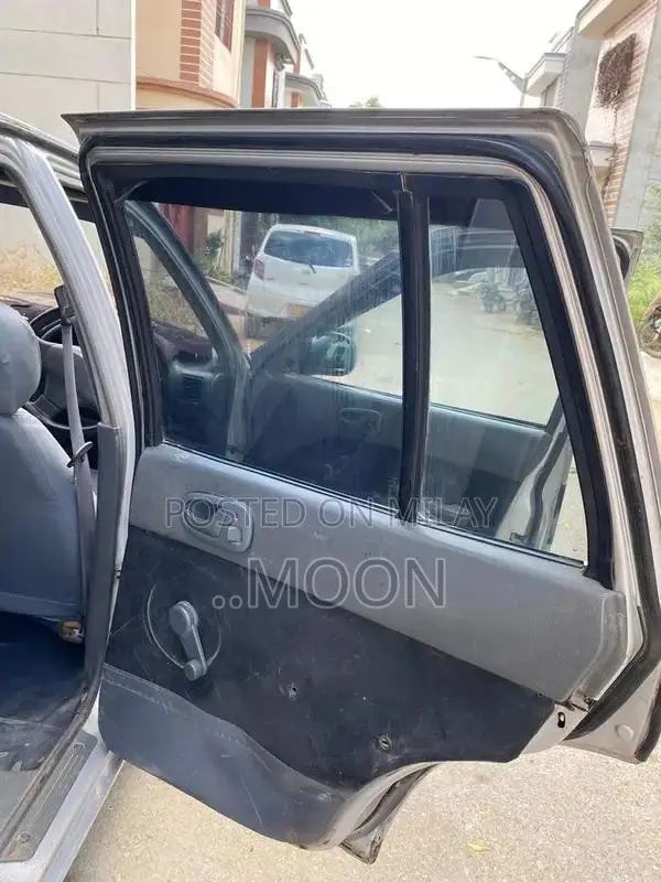 Suzuki Cultus EFI Sedan - 2007 Model Family Car