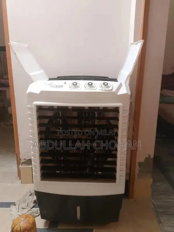 Portable Cool Mist Humidifier with Multiple Features