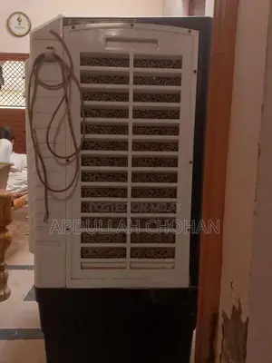 Portable Cool Mist Humidifier with Multiple Features