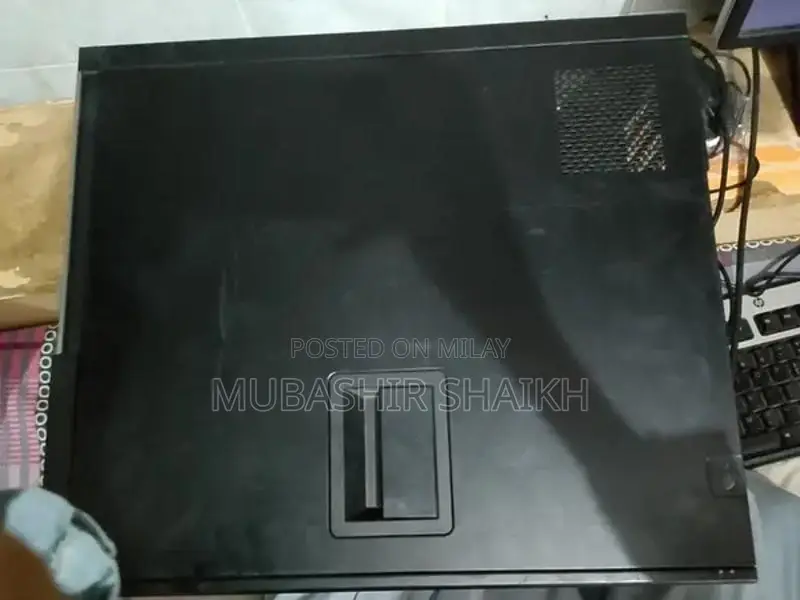 Desktop PC with 19-inch LCD Monitor and 300GB HDD