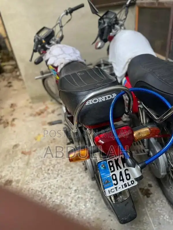 Honda CD 70 Motorcycle - Well-Maintained City Commuter Bike