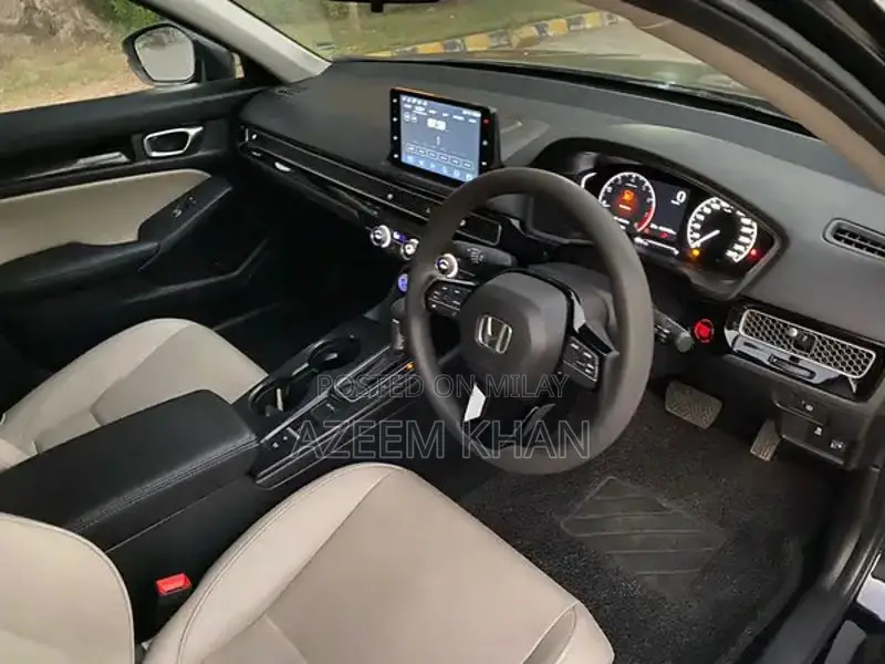 Honda Civic VTi Oriel Prosmatec 2024 Sedan