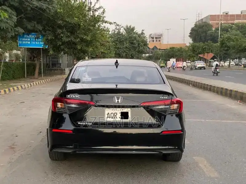Honda Civic VTi Oriel Prosmatec 2024 Sedan