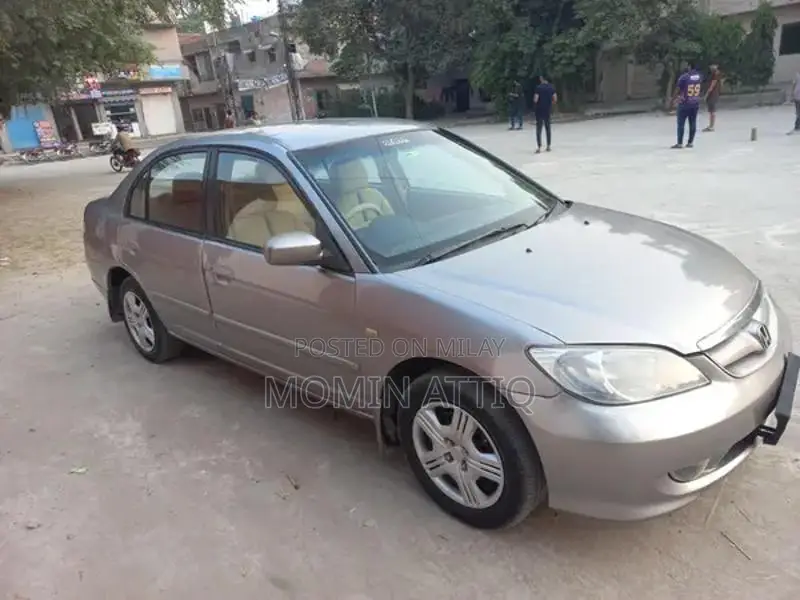 Honda Civic 2004 EXi Sedan - Well-Maintained Family Car