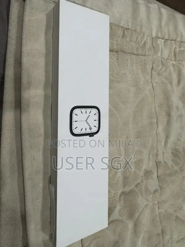 Apple Watch Series 7 45mm Green Aluminum Smart Wearable Device